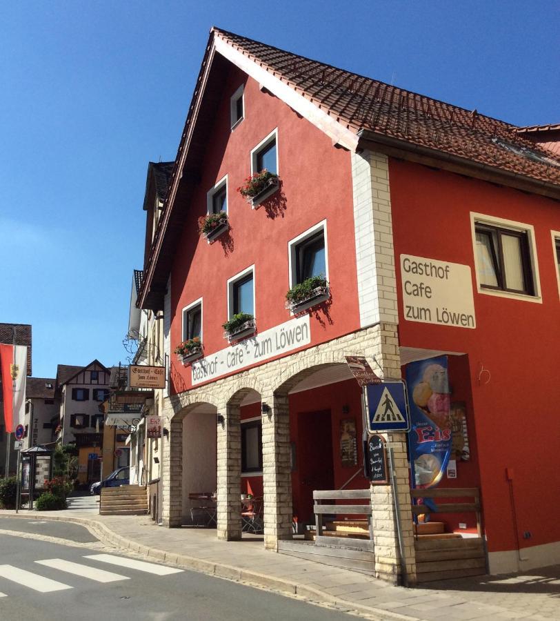 Gasthof Zum Loewen Goessweinstein Buitenkant foto
